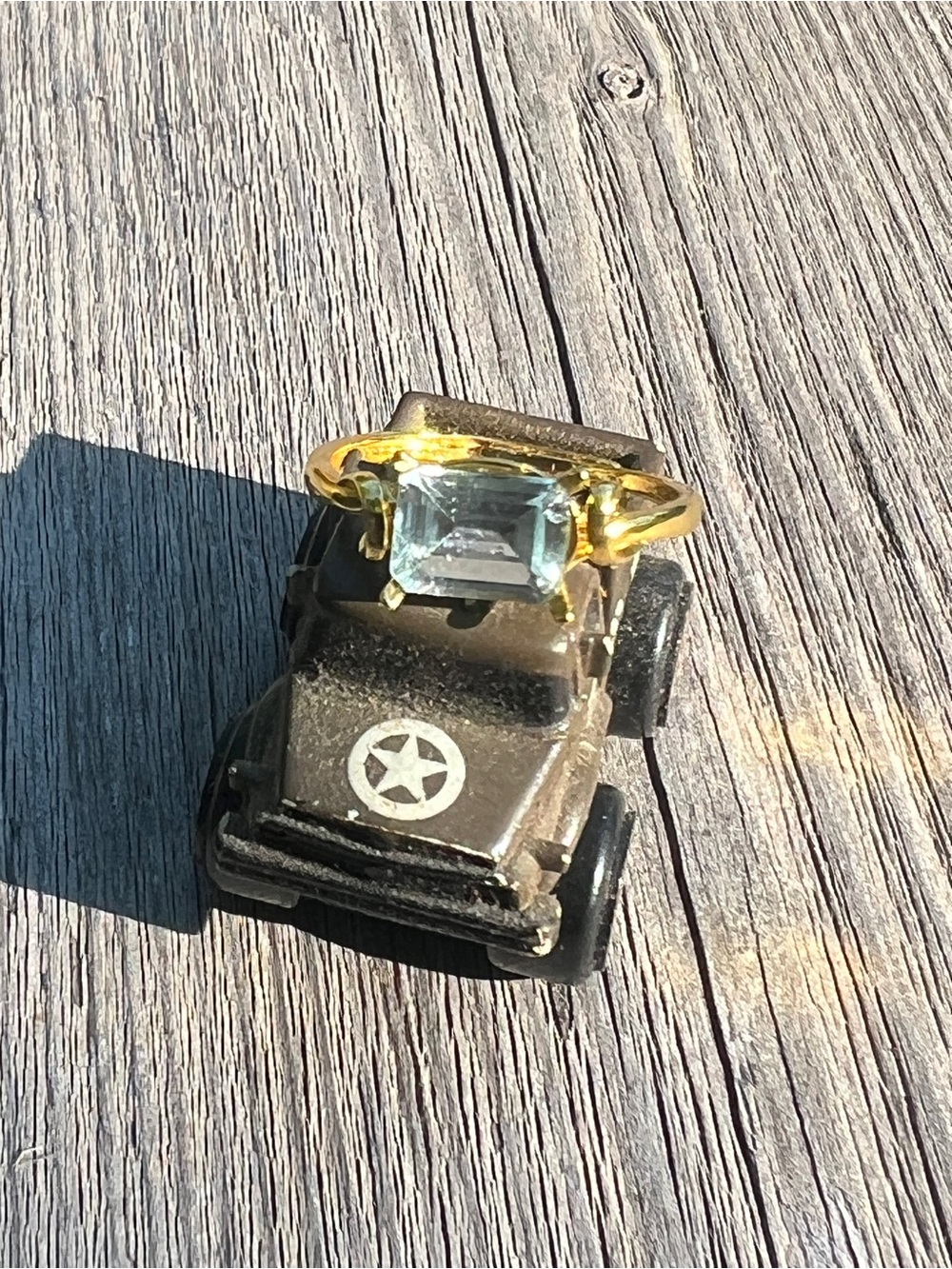 Clear Aquamarine Stone set in gold plated 925 adjustable ring